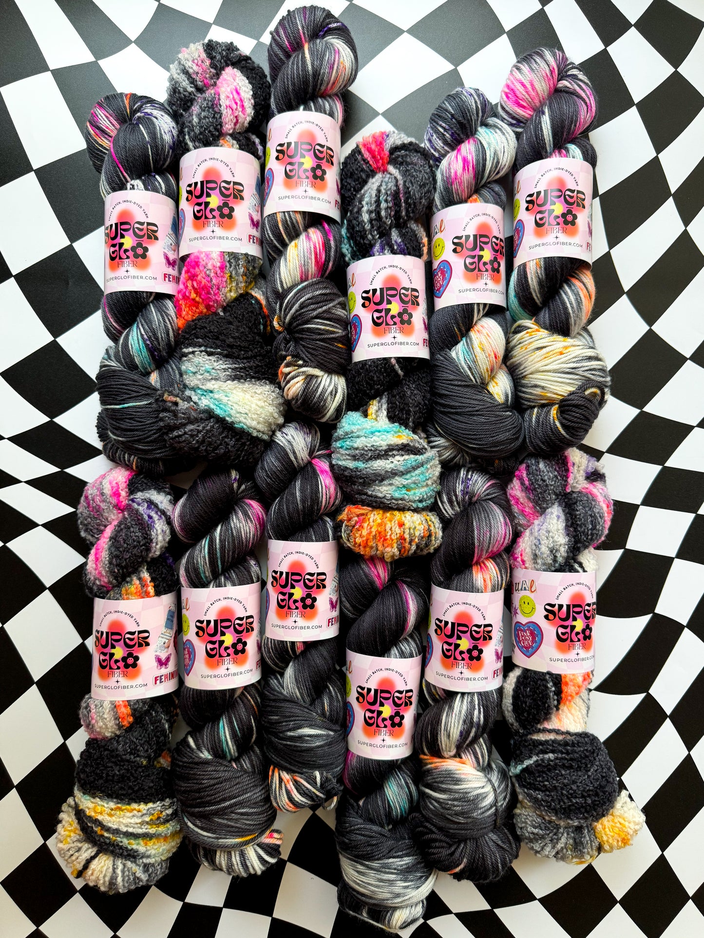 SUPER GRAPHIC ULTRA MODERN GIRL ✦ pre-order